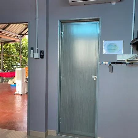 Igo Homestay Subang Airport Shah Alam Exterior photo