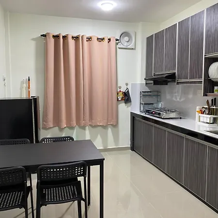 Igo Homestay Subang Airport Shah Alam Exterior photo